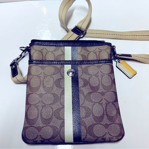 Coach Signature  Crossbody bag